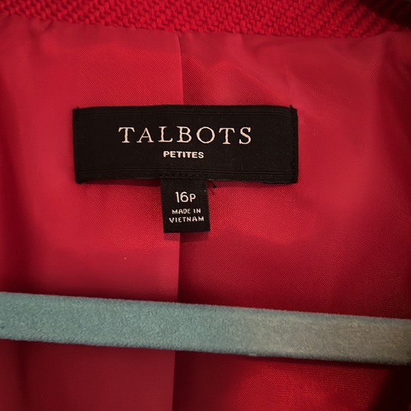 Talbots red blazer/jacket. Zipper front & side pockets. 60%acrylic & 40% wool. - Picture 4 of 5